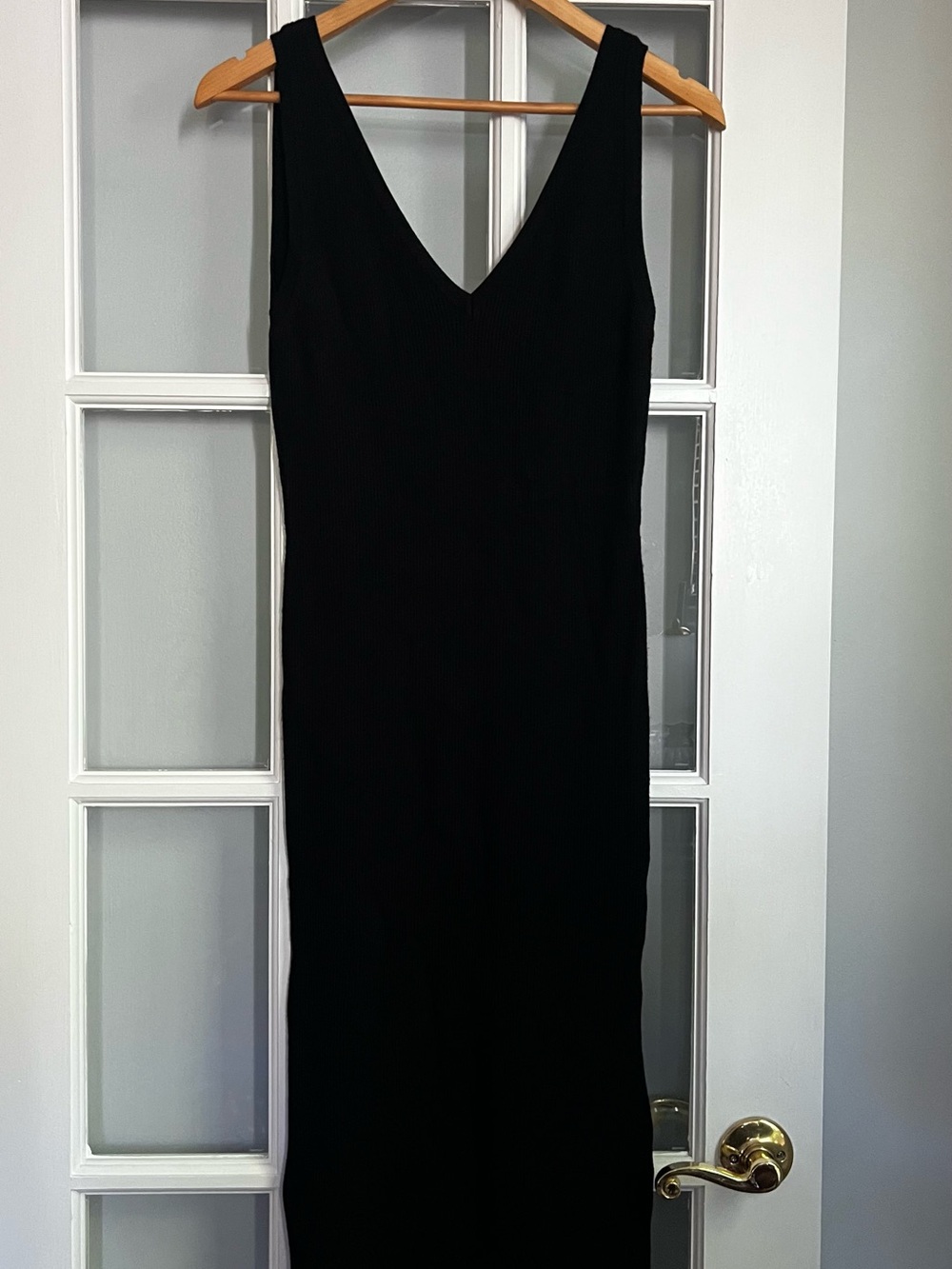 House of Harlow 1960 Black V-Neck Slim Maxi Dress